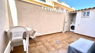 Apartment in Cabo Roig-La Zenia-La Regia photo 12