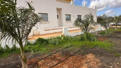 House in Triquivijate photo 35