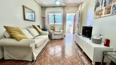 Apartment in Cabo Roig-La Zenia-La Regia photo 7
