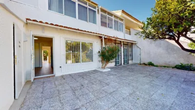 Apartment in Las Filipinas-Villamartín-Canal Norte photo 27