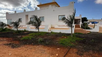 House in Triquivijate photo 5