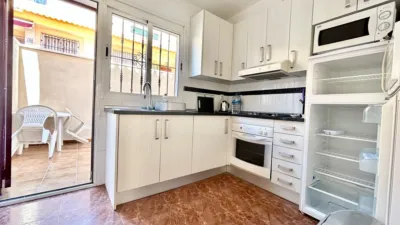 Apartment in Cabo Roig-La Zenia-La Regia photo 9