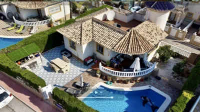Casa en Villamartín photo 38