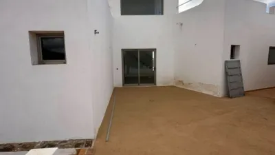House in Triquivijate photo 34