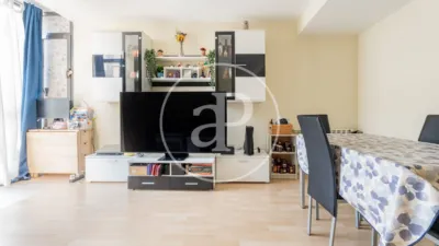 Apartment in Adelfas photo 5