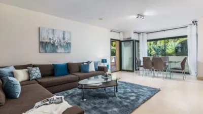 Apartamento en Benahavís photo 3