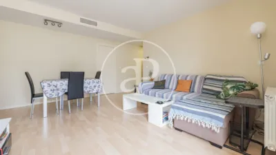 Apartment in Adelfas photo 2
