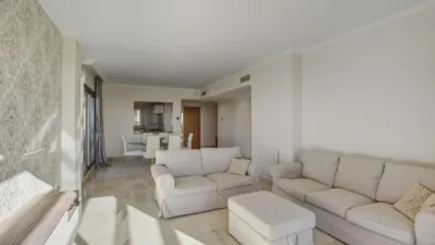 Apartamento en Benahavís photo 11