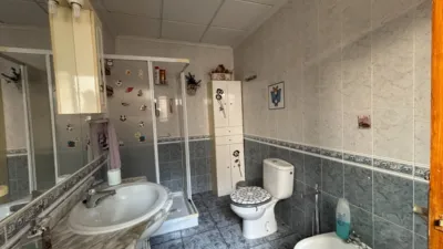 Terraced House in the Centre photo 9