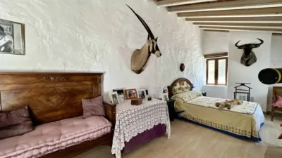 House in Sierro photo 6
