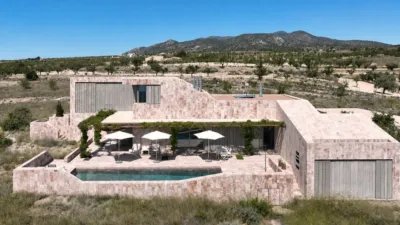 Villa in El Pinós - Pinoso photo 4