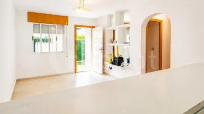 Casa – Torrevieja, Residencial Vistaferris, Urbanización La Ceñuela - Más