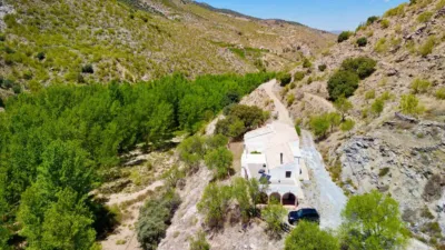 House in Sierro photo 140