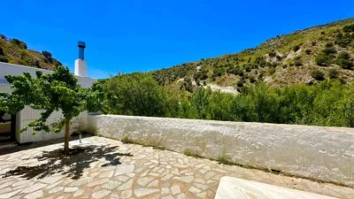 House in Sierro photo 71
