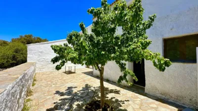 House in Sierro photo 67