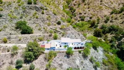 House in Sierro photo 134