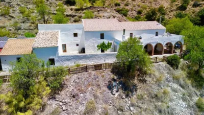 House in Sierro photo 126