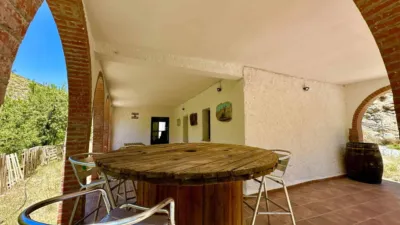House in Sierro photo 54