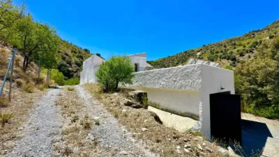 House in Sierro photo 45