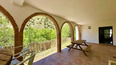 House in Sierro photo 16
