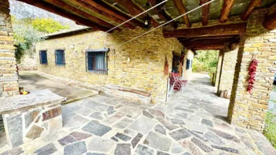 House in Yegen photo 39