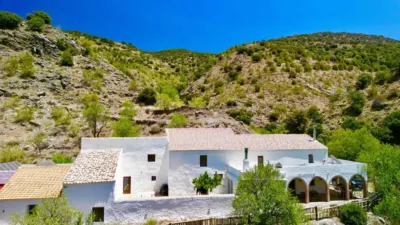 House in Sierro photo 125