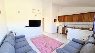 Apartment in Las Filipinas-Villamartín-Canal Norte photo 3