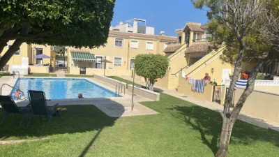 Apartment in Las Filipinas-Villamartín-Canal Norte photo 11