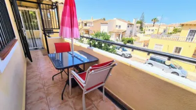 Apartment in Las Filipinas-Villamartín-Canal Norte photo 2