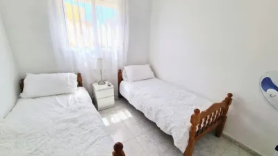 Apartment in Las Filipinas-Villamartín-Canal Norte photo 8