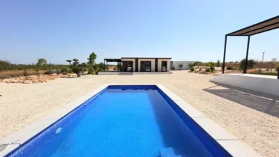 Chalet in El Pinós - Pinoso photo 20