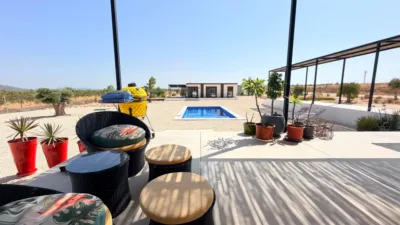 Chalet in El Pinós - Pinoso photo 17
