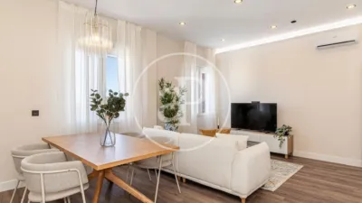 Apartment in Guindalera photo 2