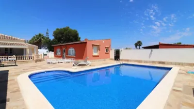 Villa in Almoradí photo 17