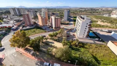 Terreno en venta en Guardamar del Segura - Más