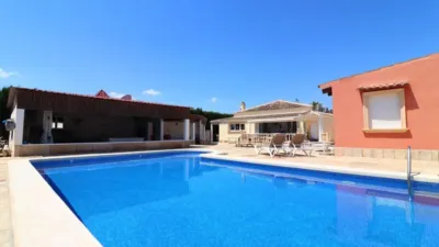 Villa in Almoradí photo 4