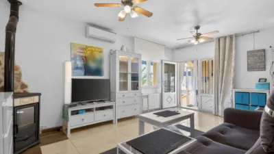 Casa – San Miguel de Salinas, Urbanización Las Filipinas - Més