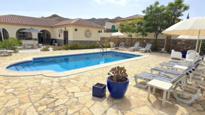 Villa in Arboleas photo 2