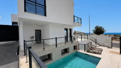 Villa in Nerja photo 2