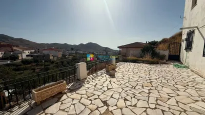 House in Oria photo 3