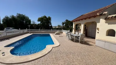Casa – Catral - Més
