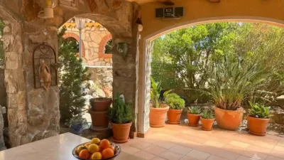 Single-family home in Palau-Saverdera photo 25