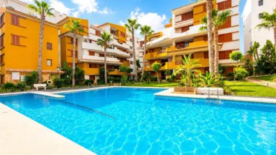 Pis – Torrevieja, Urbanización Los Balcones - Vista 2