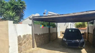 Villa for sale in Los Carrascos, Arboleas. A spacious 3-bedroom villa located in the highly sought-after area of Los Carrascos, Arboleas, offering privacy, generous outdoor areas and a peaceful setting. The property is fully enclosed with a gated entrance. Situated on a quiet side street, it borders an open plot. The house comprises 3 bedrooms, one with an en-suite bathroom, and air conditioning installed in 5 rooms. It features a large living room with a fireplace, a separate dining area, and a fully equipped kitchen. A spacious enclosed external terrace provides additional space for relaxation and entertaining, opening directly onto the pool area. At the rear, there is a large terrace adjacent to the swimming pool, complete with an outdoor shower. To the front, another terrace benefits from a pergola, while the side of the house includes a private, walled garden with mature flowers. There is also a garden storage room. In the front of the property, a driveway offers parking space for one car. The villa is sold unfurnished, although the owner is willing to negotiate on furniture if required. The property requires some improvements and redecoration, though these are purely cosmetic. The owner is open to offers, making this an excellent opportunity for those looking to personalise and adapt a villa to their taste. A lovely home in a tranquil location, featuring a private pool, expansive terraces and plenty of potential. photo 30