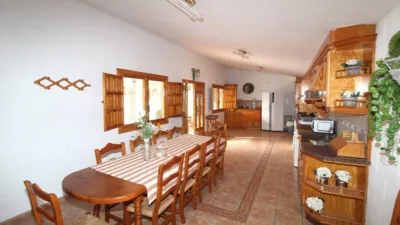 Chalet in Elda photo 39