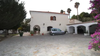Chalet in Elda photo 7