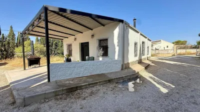 Chalet in El Pinós - Pinoso photo 2