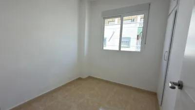 Piso – Torrevieja, Urbanización Calas Blancas - Más