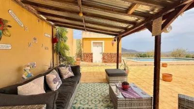 Chalet in El Pinós - Pinoso photo 32