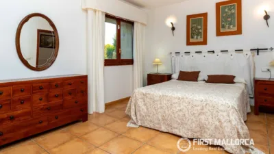 Rustic finca in Alaró photo 13